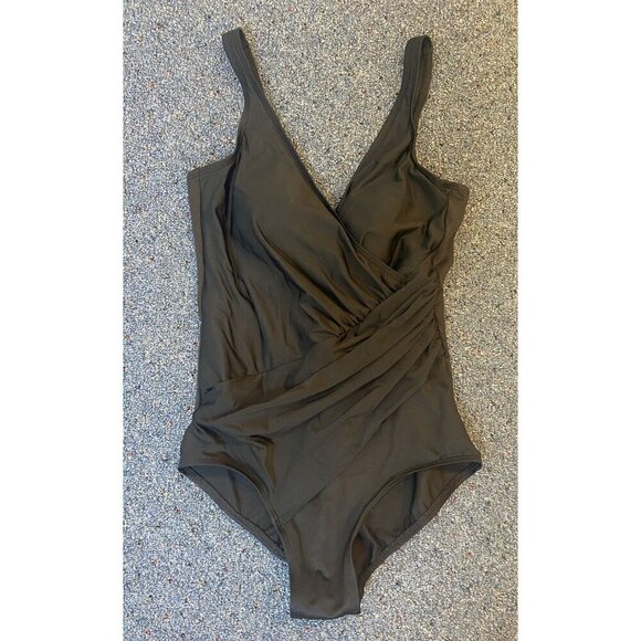 Miraclesuit Bathing Suit Swim One Piece Black Size 12 - Picture 1 of 4